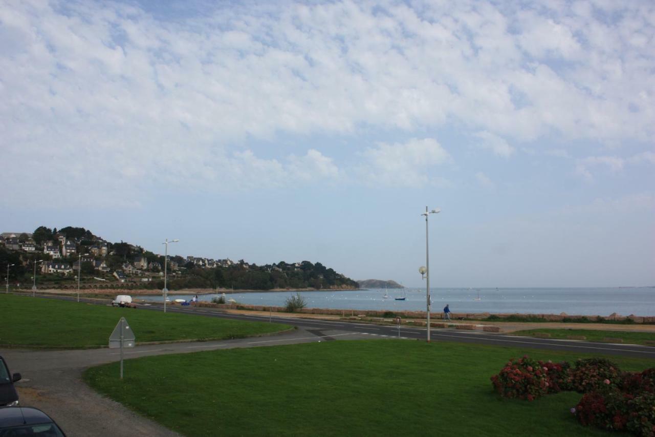 Studio Vue Mer - Ideal Voyageur Solo, A Velo, A Pied Perros-Guirec Exterior photo